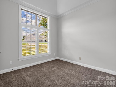 Welcome home to this beautifully maintained stucco and stone - photo 35