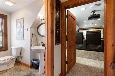 EXPERIENCE LUXURY MOUNTAIN ESTATE LIVING AT ITS FINEST on just - photo 43