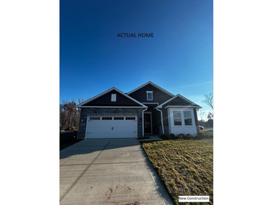 (private lake, pond, creek) Home For Sale in Delaware Ohio