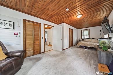 Welcome to East Lake Street at Highland Lake, where privacy - photo 21
