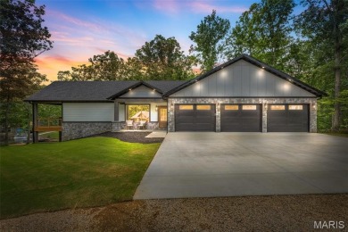 Lake Home For Sale in Bonne Terre, Missouri