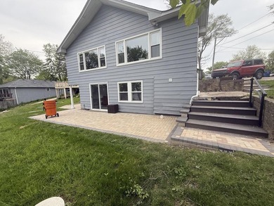 LAKEFRONT HOME, GUEST HOUSE, PRIVATE DOCK! LAKEFRONT HOME, GUEST - photo 3