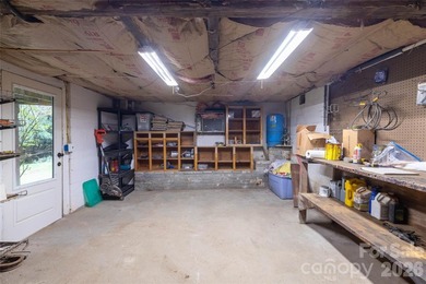 Completely updated 3 bedroom, 2 bath home on 2.55 private acres - photo 37