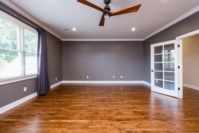This meticulously updated 5,456 sf Craftsman w/ 5 beds, 4.5 - photo 38