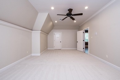 This meticulously updated 5,456 sf Craftsman w/ 5 beds, 4.5 - photo 39