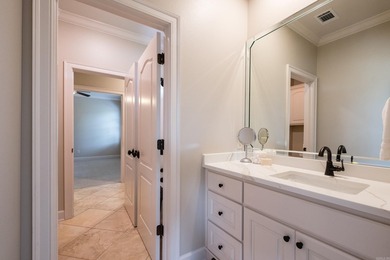 This meticulously updated 5,456 sf Craftsman w/ 5 beds, 4.5 - photo 45