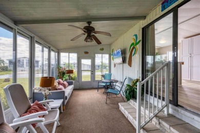 Welcome to this beautifully maintained, fully furnished TURN-KEY - photo 3