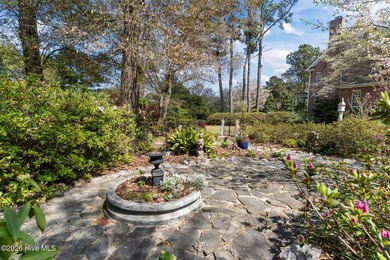 This exceptional residence in gated Porters Neck Plantation, may - photo 11