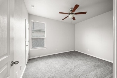 Charming 3-bedroom, 2-bath home with a 2-car garage located in - photo 16