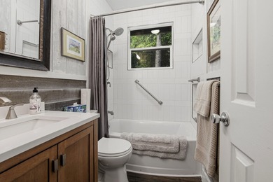 Florida cottage on .79 acres - totally renovated and nestled in - photo 19