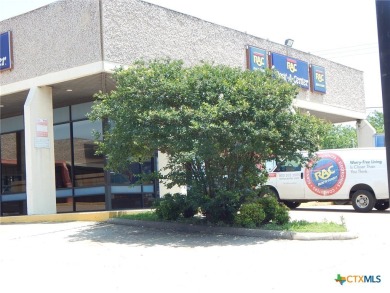 This shopping Center is very busy, in the Heart of Killeen and