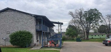 Lake Dardanelle Apartment Sale Pending in Russellville Arkansas