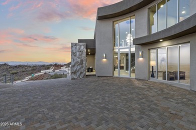 HIGH-DESERT - NEW BUILD - BIG-CITY VIEWS - PARADISE RESERVE - photo 5
