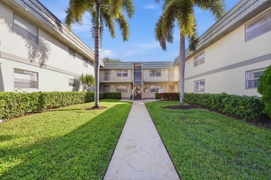 Enjoy breathtaking lake views in the sought-after Monaco 55+ - photo 4