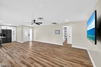 Welcome to this beautifully updated 3-bedroom, 2-bath home - photo 12