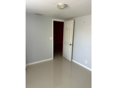Spacious 2170sq ft 3 bedroom 2.5 bath townhome in Trellises - photo 14