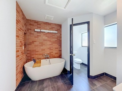 Spacious 2170sq ft 3 bedroom 2.5 bath townhome in Trellises - photo 30