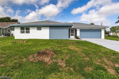Welcome to this beautifully updated 3-bedroom, 2-bath home - photo 31