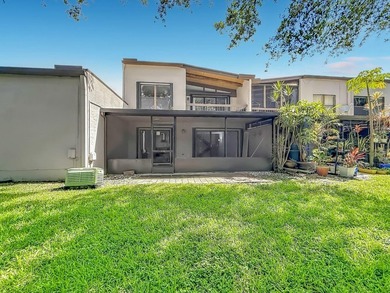 Spacious 2170sq ft 3 bedroom 2.5 bath townhome in Trellises - photo 33