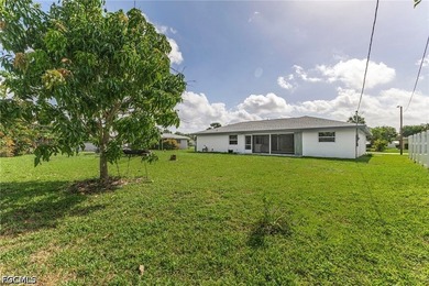 Welcome to this beautifully updated 3-bedroom, 2-bath home - photo 38