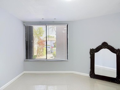 Spacious 2170sq ft 3 bedroom 2.5 bath townhome in Trellises - photo 42