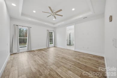 This stunning custom-built 2021 modern farmhouse offers 5,294 - photo 22