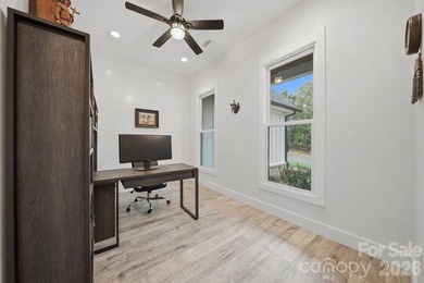 This stunning custom-built 2021 modern farmhouse offers 5,294 - photo 26