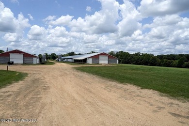 If you're searching for a turnkey 6-house broiler poultry farm - photo 31
