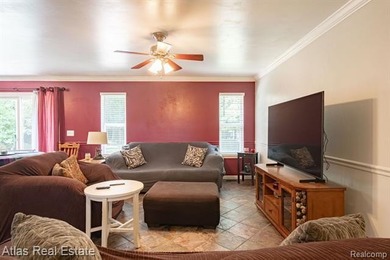 Lake Access on Lobdell Lake (All Sports)! Nice ranch with an - photo 8