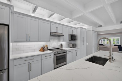 Spacious home with an open floor plan in the heart of Wilton - photo 5