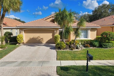 (private lake, pond, coastal) Home For Sale in Delray Beach Florida