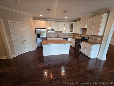 NOW OFFERING a 3/2/1 buydown at closing, for a qualified Owner