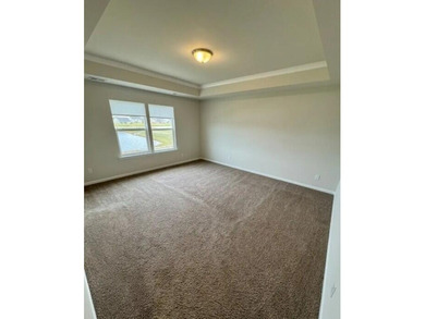 Welcome to 445 Navona Dr, where space, style, and everyday - photo 11