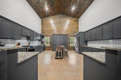 Double the Space, Double the Fun! This truly one-of-a-kind - photo 12