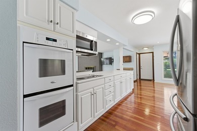 Welcome home to 262 Bonnie Brae! Situated on a beautiful 0 - photo 13