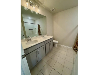 Welcome to 445 Navona Dr, where space, style, and everyday - photo 20