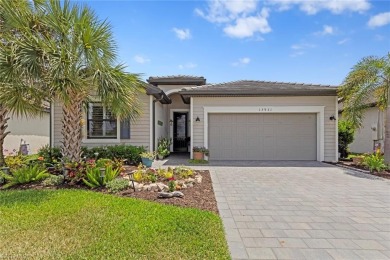Lake Home For Sale in Fort Myers, Florida