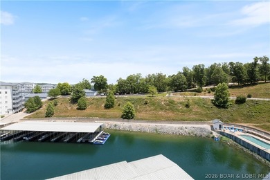 Turnkey lakefront condo at Monarch Cove offering beautiful views - photo 25