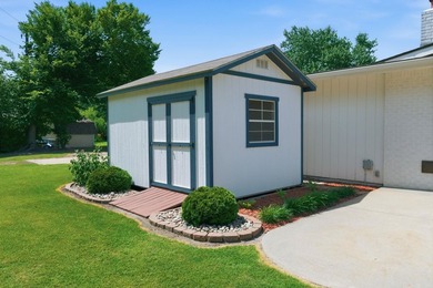 Welcome home to 262 Bonnie Brae! Situated on a beautiful 0 - photo 28