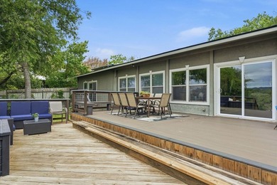 **This home DID NOT FLOOD during 2025 Flood! Welcome to the - photo 29