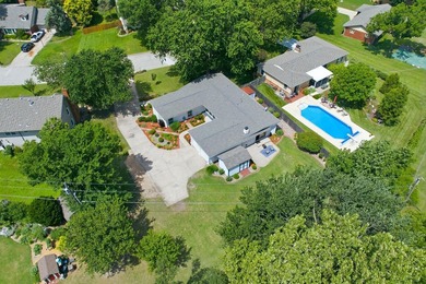 Welcome home to 262 Bonnie Brae! Situated on a beautiful 0 - photo 35