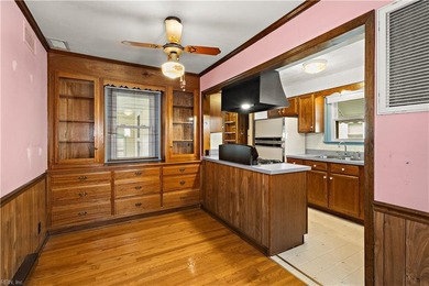 This well-loved 2-bedroom, 1-bath home has been lovingly cared - photo 8