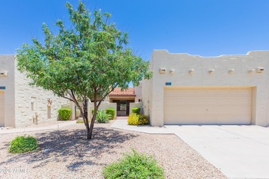 Beautifully maintained 2-bedroom plus den home in the desirable - photo 1