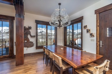 If you have been looking for a four-bedroom penthouse that - photo 3