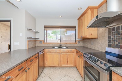 Beautifully maintained 2-bedroom plus den home in the desirable - photo 9