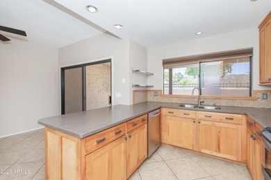Beautifully maintained 2-bedroom plus den home in the desirable - photo 10