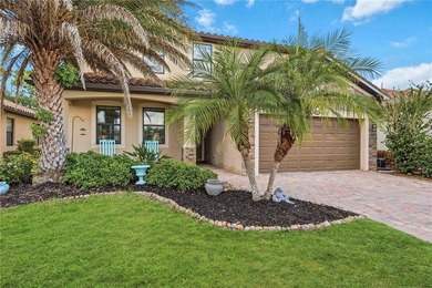 RARELY AVAILABLE MULTI-GENERATIONAL LIVING WITHOUT SACRIFICING - photo 1