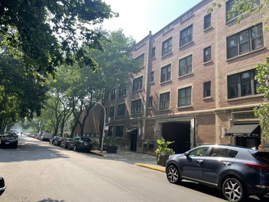 Lake Michigan - Cook County Condo For Sale in Chicago Illinois