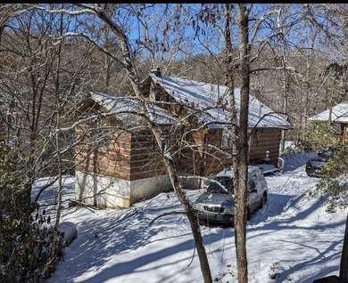 Rare Lakefront Opportunity ! Discover TWO lakefront homes on a - photo 3