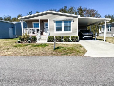 Sixmile Pond Home For Sale in Zephyrhills Florida